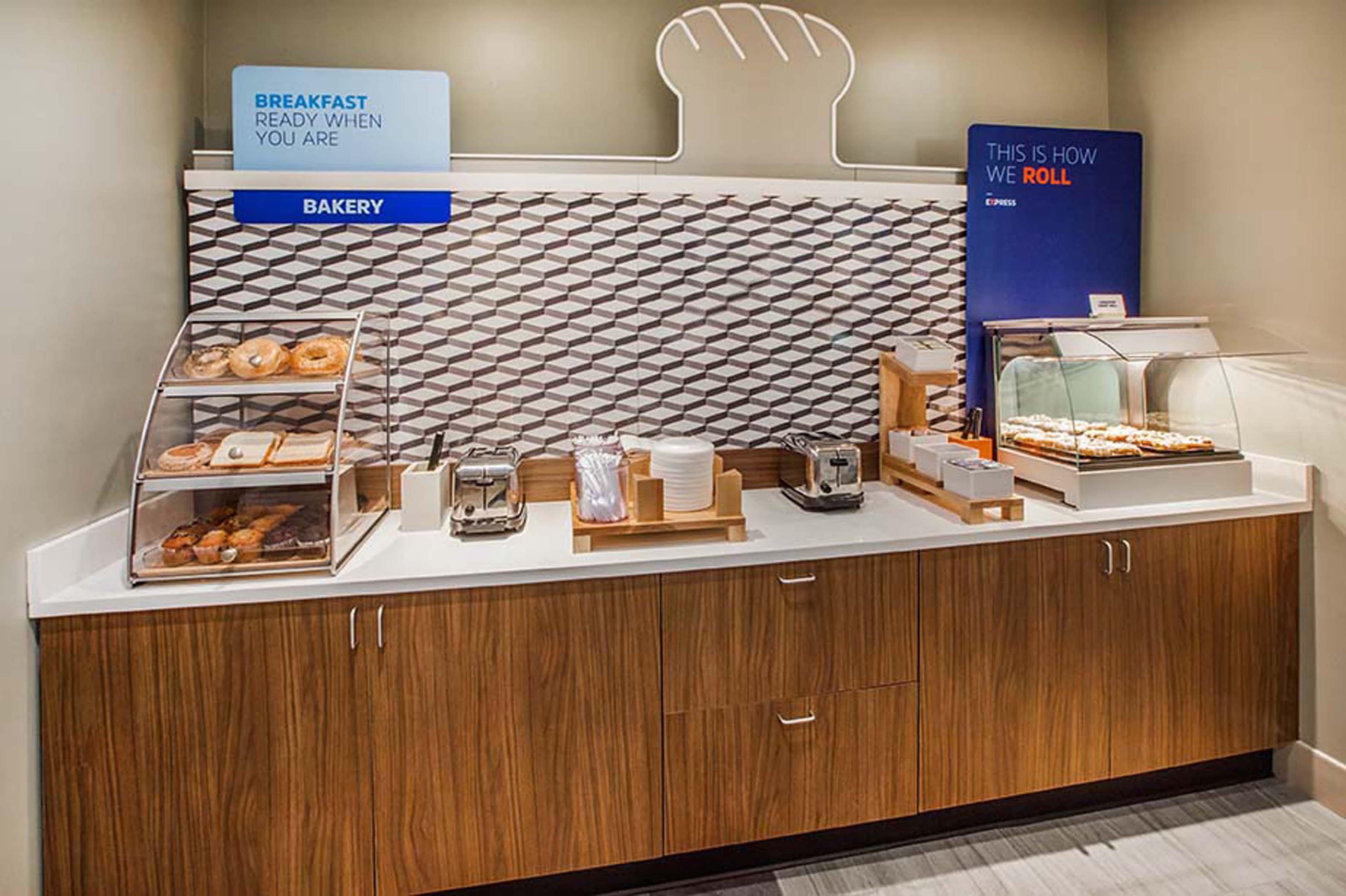 Holiday Inn Express & Suites Sioux Falls Southwest By Ihg Esterno foto